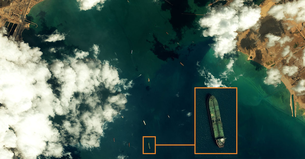 SUEZ CANAL, EGYPT: Satellite Images Show Stuck Container Ship ...